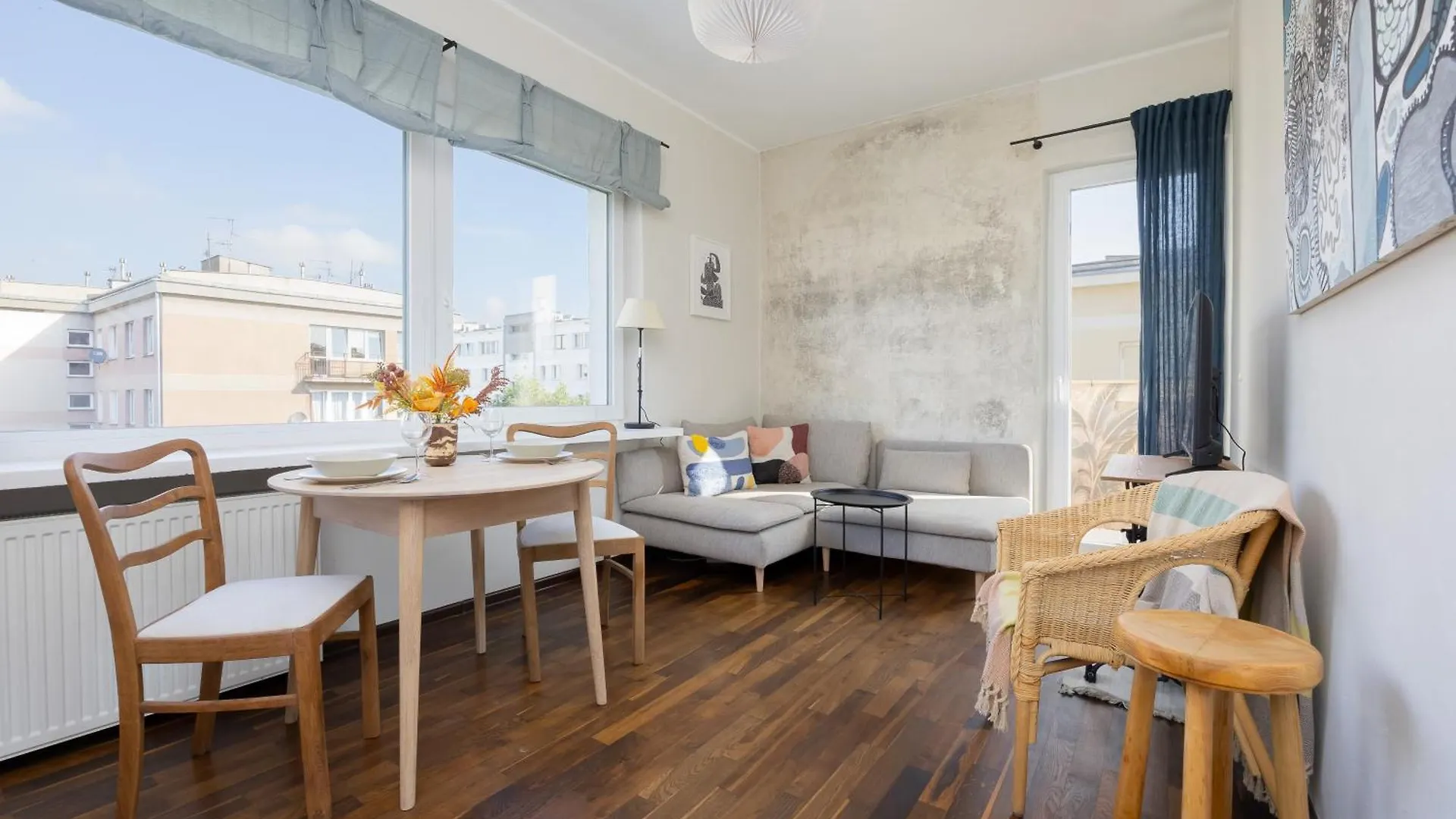 Bright Apartment In Downtown Warsaw By Noclegi Renters 0*,